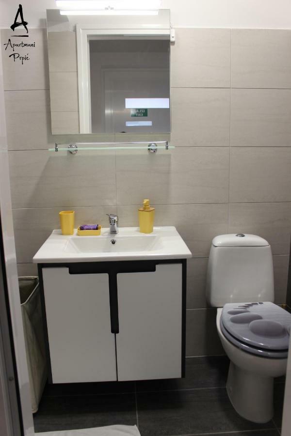 Apartmani Prpic Ražanac Екстериор снимка