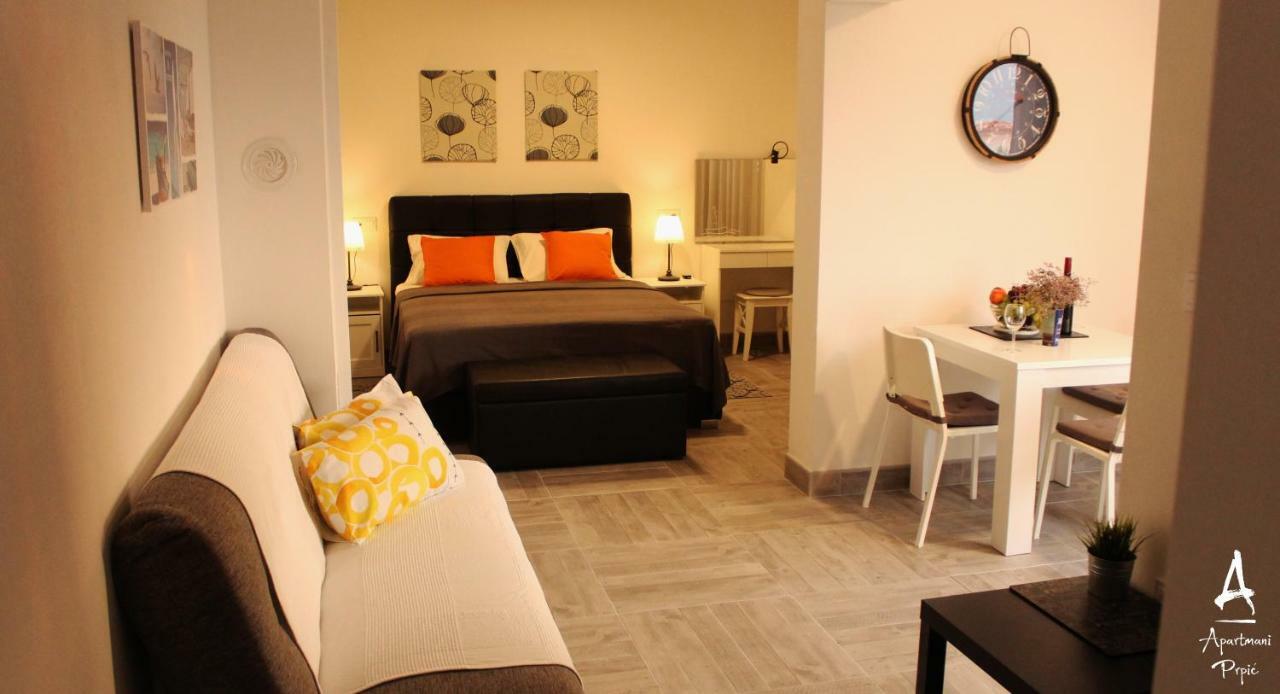 Apartmani Prpic Ražanac Екстериор снимка